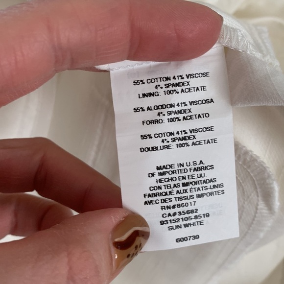 Bebe Pearl Shorts - Picture 10 of 10